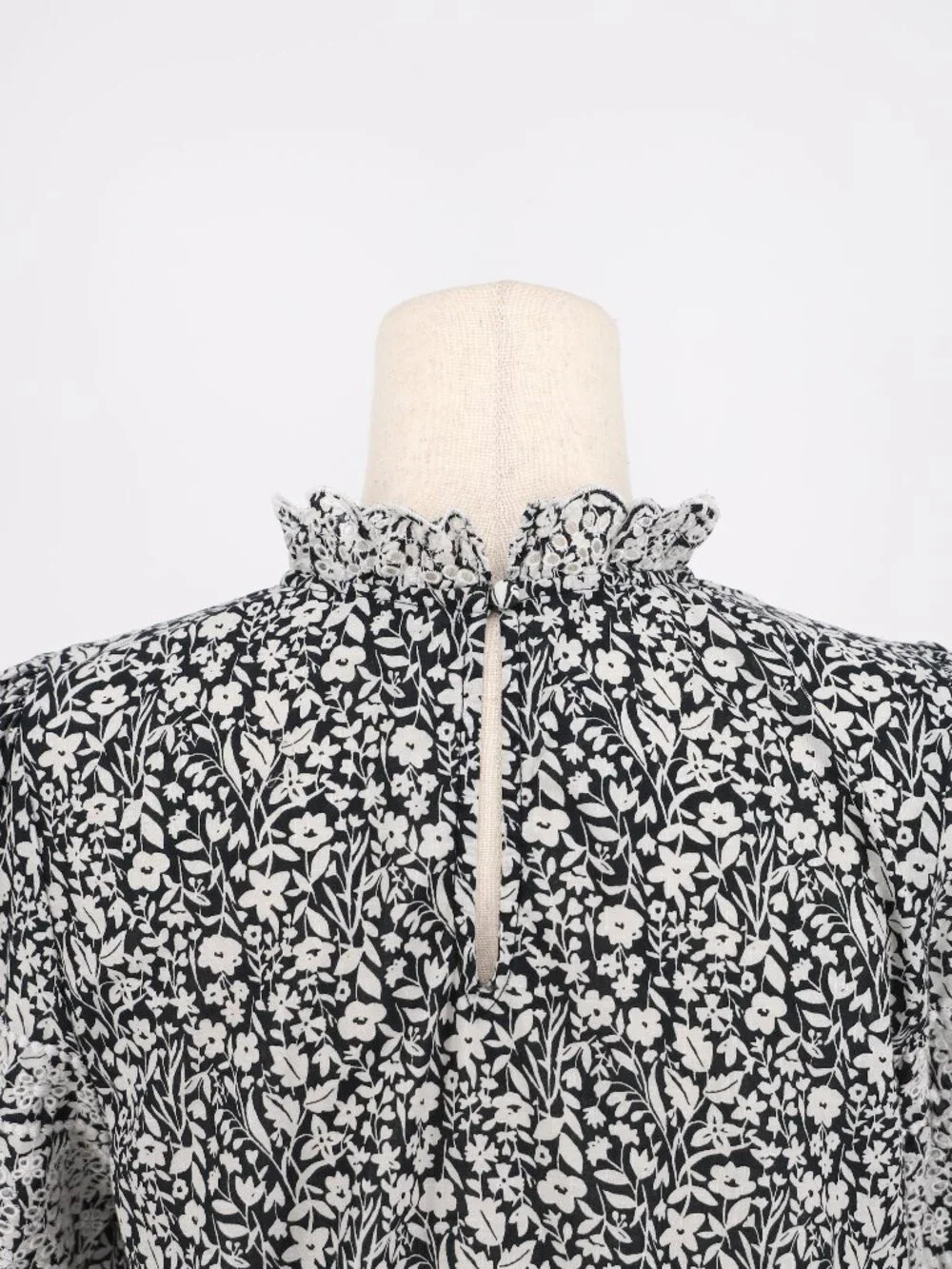 BODEN Floral Ruffle Mockneck Short Puff Sleeve Cotton Top Size 8